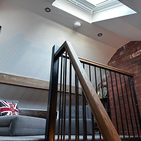 Unique Victorian Stable Conversion ハリファックス エクステリア 写真